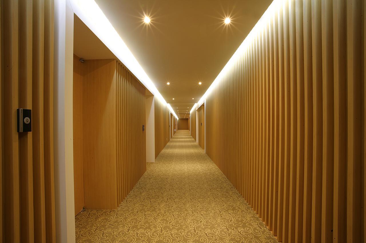 Y Ocean Hotel Йосу Екстер'єр фото