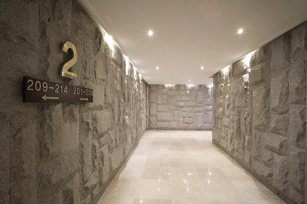Y Ocean Hotel Йосу Екстер'єр фото