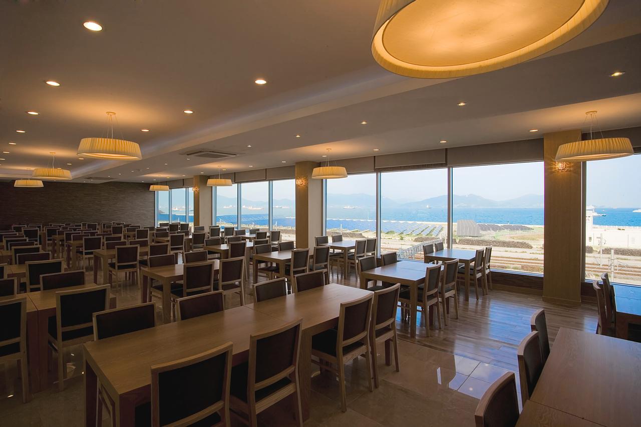 Y Ocean Hotel Йосу Екстер'єр фото
