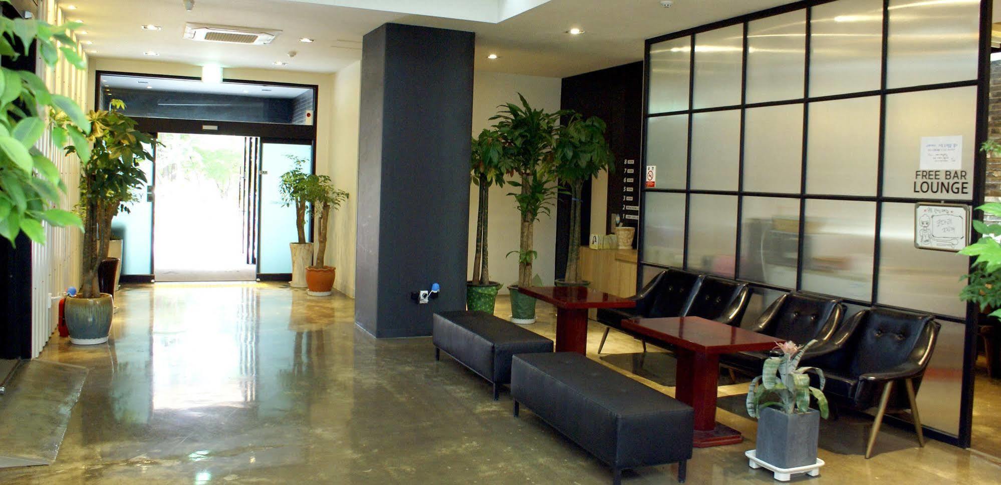 Y Ocean Hotel Йосу Екстер'єр фото